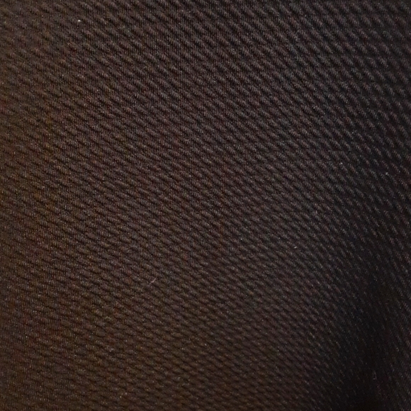 GENUX Black a line skirt - Picture 2 of 2